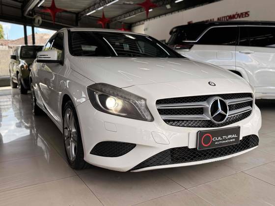 MERCEDES-BENZ A 200 1.6 TURBO STYLE 16V GASOLINA 4P AUTOMÁTICO